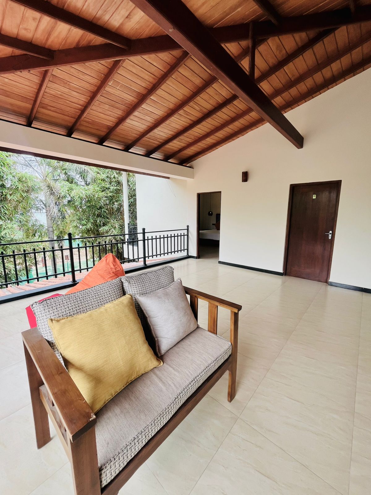 DELUXE DOUBLE ROOM — photo 12